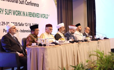 KH Mukhlis Hanafi Gaungkan Konsep Green-Sufism untuk Menghadapi Perubahan Iklim