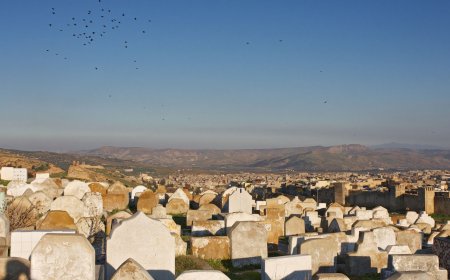 Tawassul Kepada Ahli Kubur, Apa Benar Dilarang?