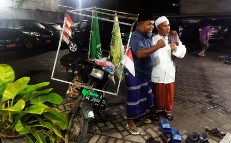 Cerita Mbah Sumar Hadiri Harlah 1 Abad NU dengan Motor Tuanya