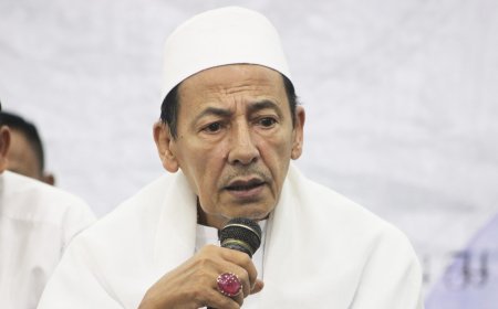 Habib Luthfi bin Yahya Sebut Haul Sebagai Wasilah Wushul kepada Allah