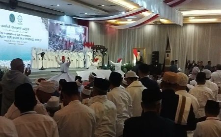 Tarian Sufi dan Lajnah Wathonah Ramaikan Pembukaan World Sufi Assembly