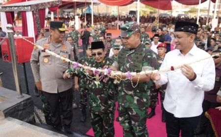 Edukasi Generasi Muda, Habib Luthfi Resmikan Tugu Perjuangan Pekalongan