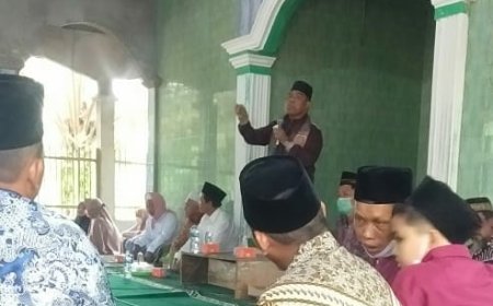 Sambut 10 Muharram Jama’ah TQN Berikan Santunan kepada Yatim
