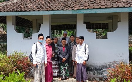 MATAN Banyuwangi Peringati Harlah MATAN ke 9 dengan Ziarah Kubur