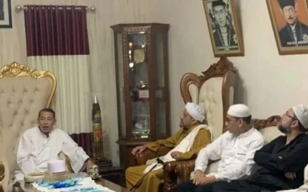 Ketum Rabithah Alawiyah Sowan ke Habib Luthfi