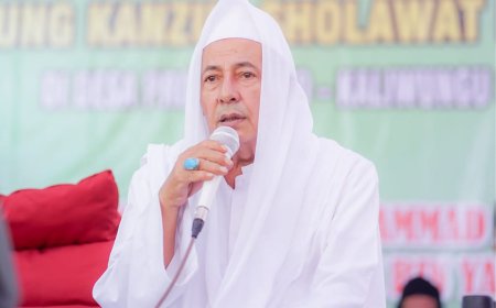 Habib Luthfi Letakkan Batu Pertama Gedung Kanzus Sholawat Kaliwungu