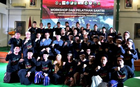 BNPT Latih Santri Melawan Narasi Radikal di Dunia Maya