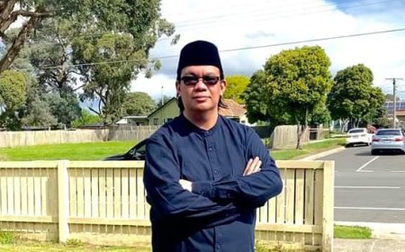 Gus Nadirsyah Hosen: Akal dan Syariat Menuju Taat