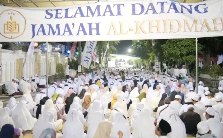 Peringatan Haul ke-584 ‘Raden Santri’ (Sunan Gisik)