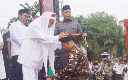 Pembaretan Seribu Banser Semarang oleh Habib Luthfi