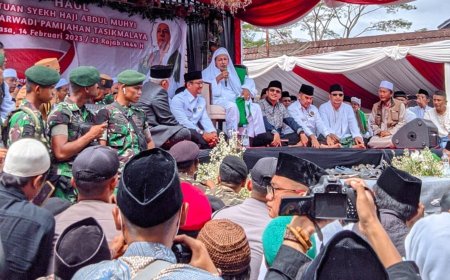 Habib Luthfi Hadiri Haul Syekh Abdul Muhyi Pamijahan Tasikmalaya