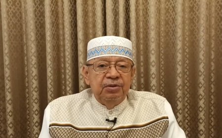 Kiai Zakky Mubarak Ingatkan Pentingnya Renungi Alam Semesta