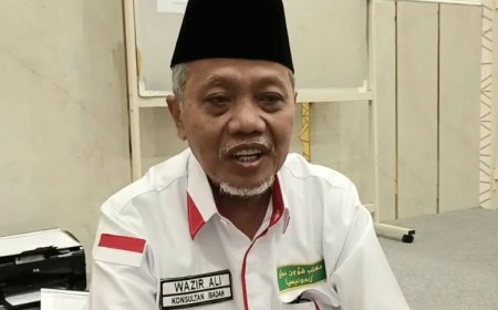 Jelaskan Perspektif Tasawuf, Kiai Wazir Ali Minta Jamaah Jangan Memaksa Masuk Raudhah