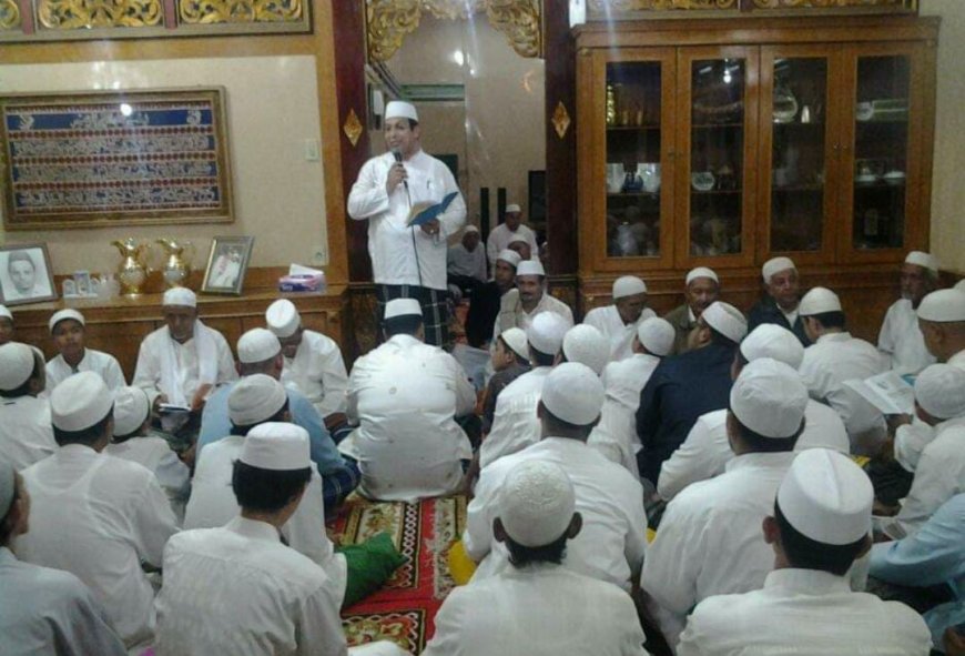 Habib Prof. Dr. Said Agil Husein al-Munawwar, MA Ijazahkan Shalawat Ridla