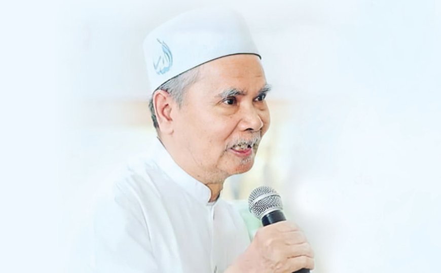 KH. Afifuddin Muhajir, Faqih Ushuli dari Timur