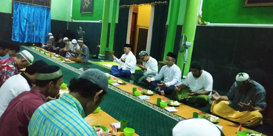 Suluk Hari Guru
