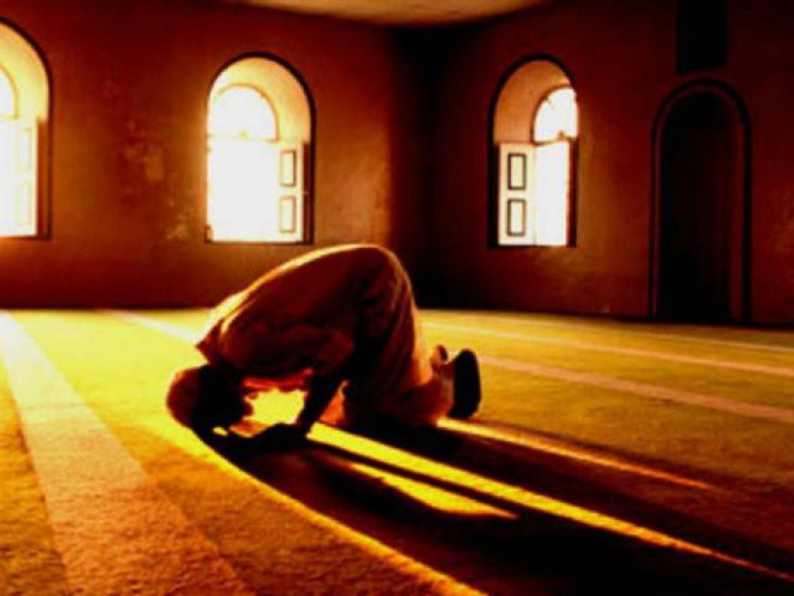 Mengapa Shalat Kita Tidak Pernah Khusyu’?