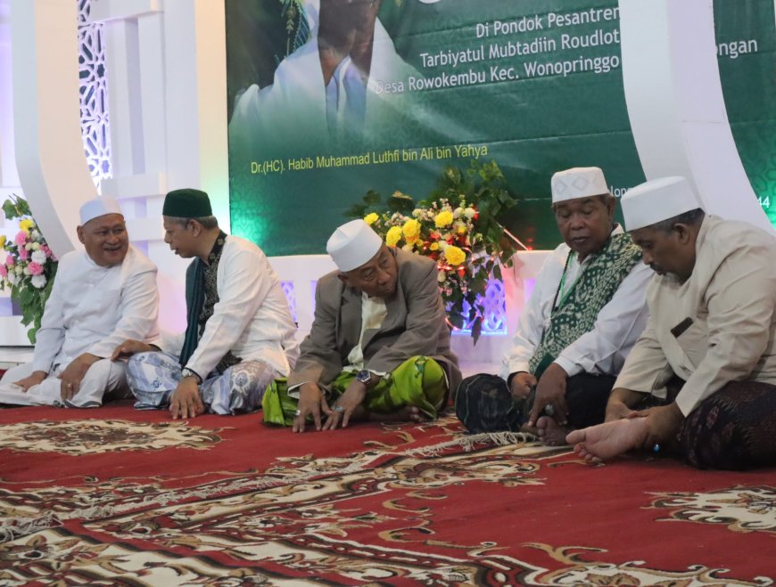Kiai Ali Mas’adi, Kuatkan Ikatan Pengurus JATMAN dengan Pertemuan