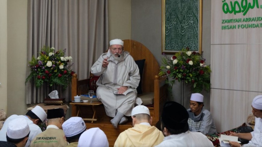 Wakil Rektor Universitas Al-Qarawiyyin Bahas Dasar-Dasar Tarekat di Zawiyah Arraudhah