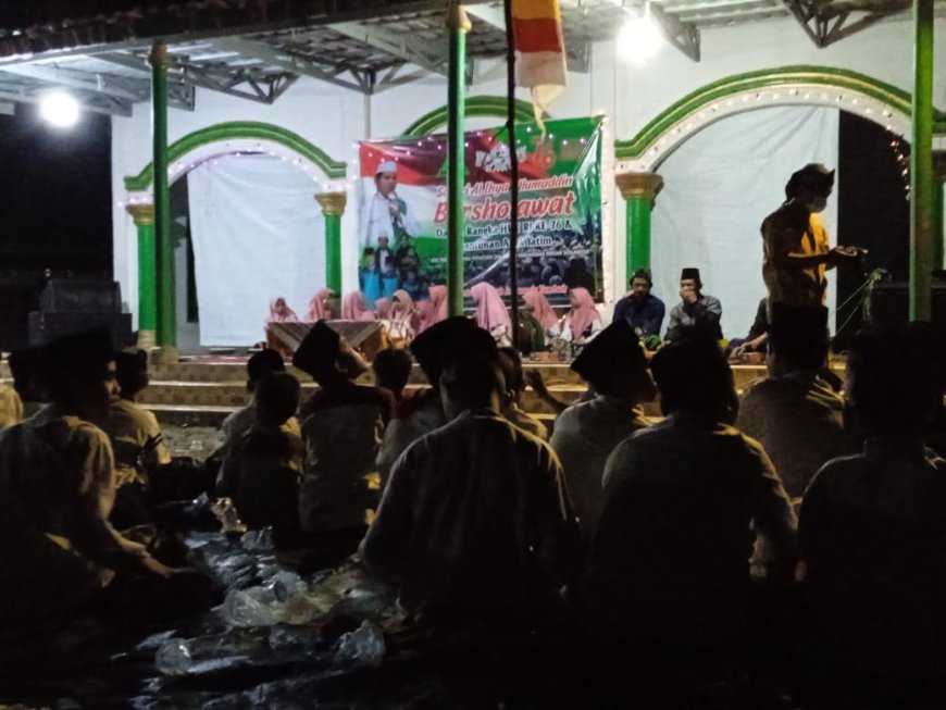 Santri Ihya’ Ulumaddin Bersholawat dalam Rangka HUT RI ke-76 Tahun