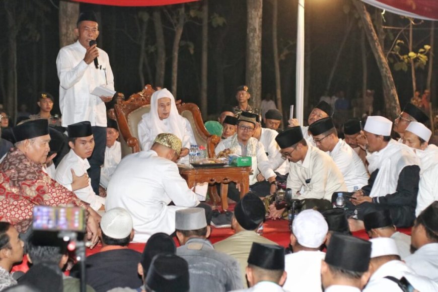 Hadiri Haul Nyi Mas Subang Larang, Habib Luthfi: Lestarikan Situs Sejarah Peradaban Islam