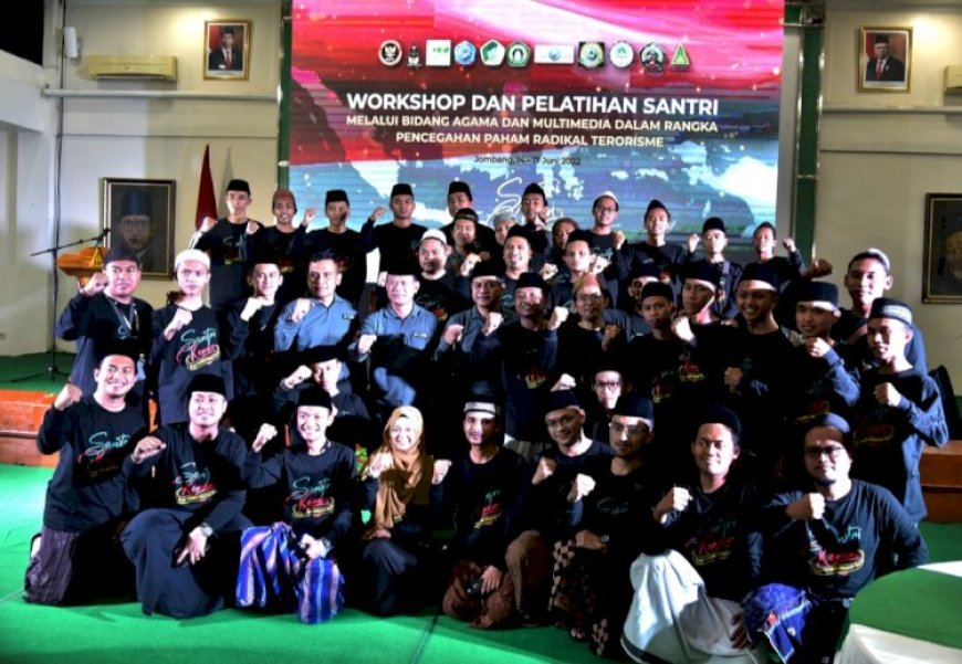 BNPT Latih Santri Melawan Narasi Radikal di Dunia Maya