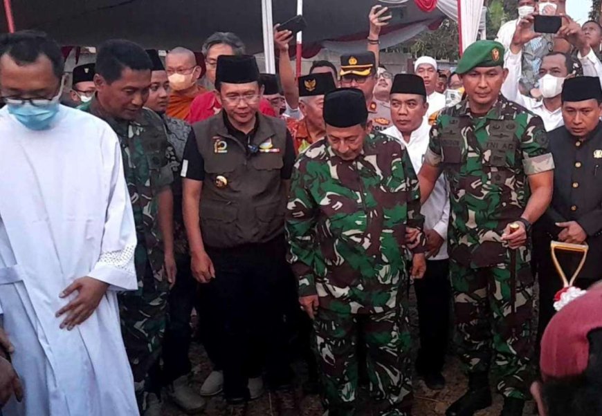 Habib Luthfi Hadiri Peletakan Batu Pertama Wisata Religi 6 Agama