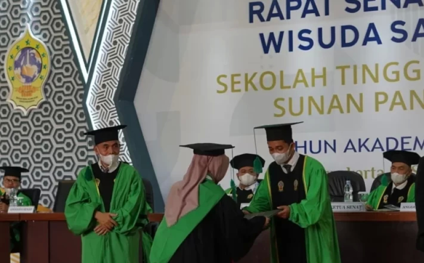 Ketua STAI Sunan Pandanaran Ingatkan Usai Wisuda Jangan Takut Tak Dapat Rezeki