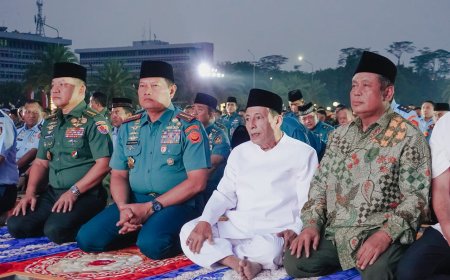 Jelang HUT Ke-78 TNI, Habib Luthfi Pimpin Doa Bersama di Plaza Mabes