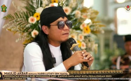 Gus Miftah Sebut Maulid di Kanzus Sholawat adalah Wasilah Keberkahan dari Habib Luthfi