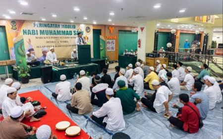 Ajengan Pengamal TQN Kota Bogor Isi Maulid Nabi SAW di Mall Yogya Cimanggu