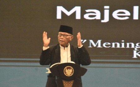 MUI Gelar Mukernas III, KH. Anwar Iskandar Sampaikan Pentingnya Khidmah   