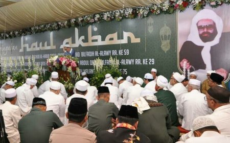 Wakil Ketum PBNU Jelaskan Hubungan NU dan Habaib di Haul Akbar Imamain 2024