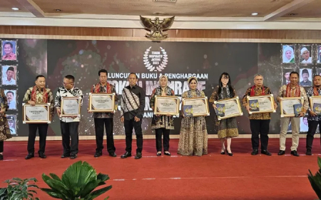 Habib Luthfi, Gus Mus, dan Sri Mulyani Raih Penghargaan 40 Tokoh Inspiratif Jawa Tengah 2023