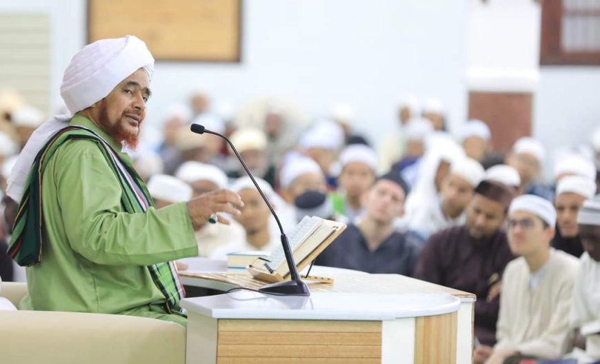 Habib Umar bin Hafidz Ijazahkan Amalan Pelipur Lara dan Hidup Bahagia