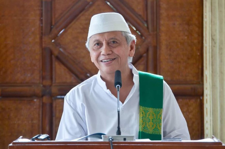Mursyid TQN KH Chalwani Berjan Ijazahkan Amalan untuk Pemudik