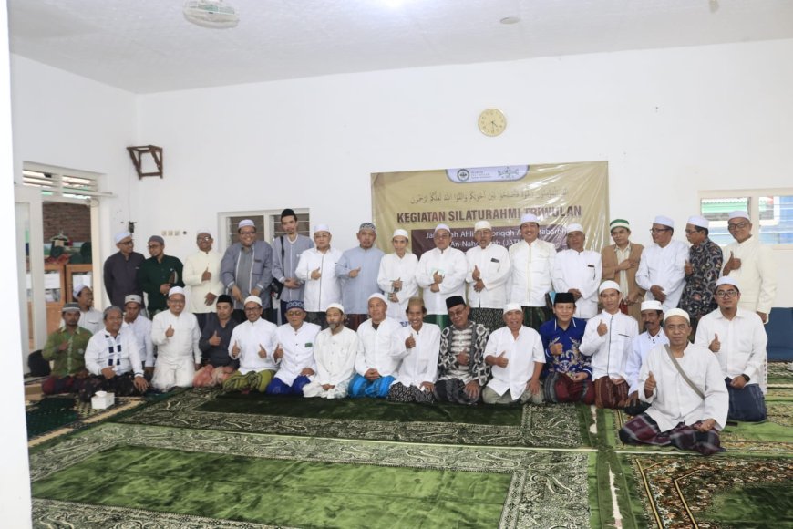 Silaturahmi Triwulan JATMAN Kota Kraksaan dalam Bingkai Halal Bihalal