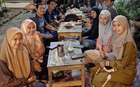 PK MATAN UIN SSC Kenang Jasa Pahlawan Lewat Refleksi Kemerdekaan dan Ziarah