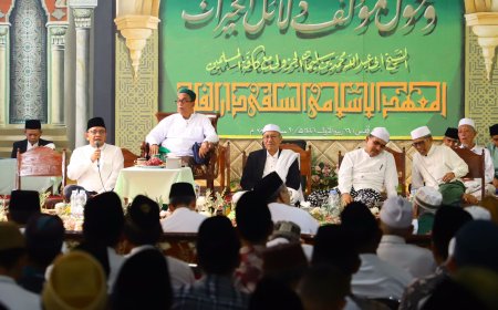 Habib Umar al Muthohar dan Gus Hasan Chabibie Hadiri Peringatan Maulid Nabi di Ponpes Darul Falah