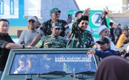 Pawai Panjang Jimat, Rangkaian Maulid Di Kanzus Sholawat Pekalongan; Raih Keberkahan dan Satukan Keberagaman Perkuat NKRI