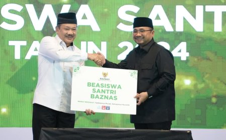 Kado Hari Santri, Baznas Luncurkan 10 Ribu Beasiswa Santri