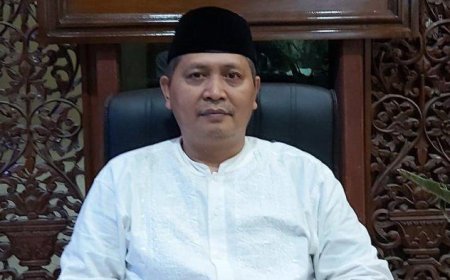 DR. KH. Ali M. Abdillah Sekretaris  Awwal Idarah Aliyyah JATMAN Masa Khidmat 2025 - 2030