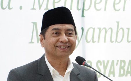 Menggali Kesejatian dalam Keheningan