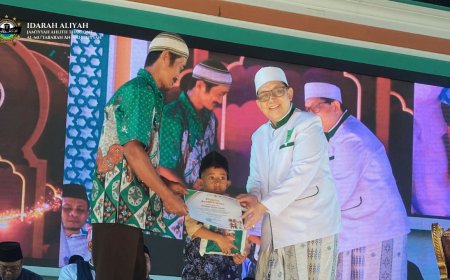 Gelar Khitanan Massal, Mudir ‘Ali Doakan Peserta Khitan Jadi Pengusaha