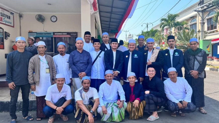 Apakah pengurus Jatman Kabupaten Bener Meriah harus masuk dalam tarekat