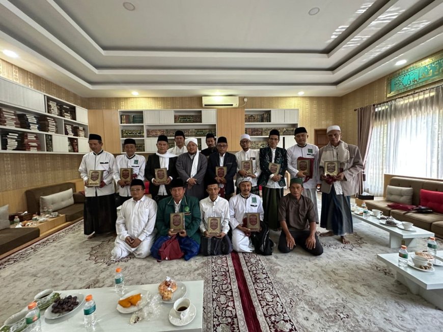 JATMAN Jawa Barat Sowan Syekh Akbar Muhammad Fathurahman: Pentingnya Kejelasan Muassis dalam Bertarekat