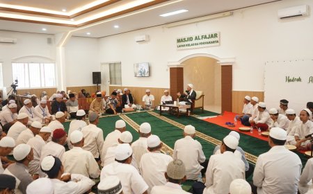 Rais Idarah Aliyah JATMAN Syekh Akbar Muhammad Fathurahman Beri Tausiyah di Lapas Kelas IIA Yogyakarta