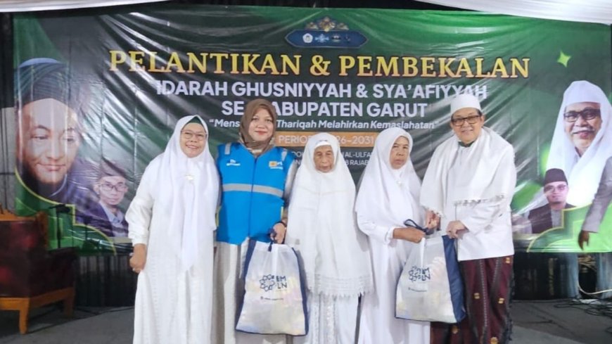 Di Pelantikan Ghusniyyah dan Sa’afiyyah, JATMAN Garut dan YBM PLN Salurkan Bantuan Bagi Dhuafa