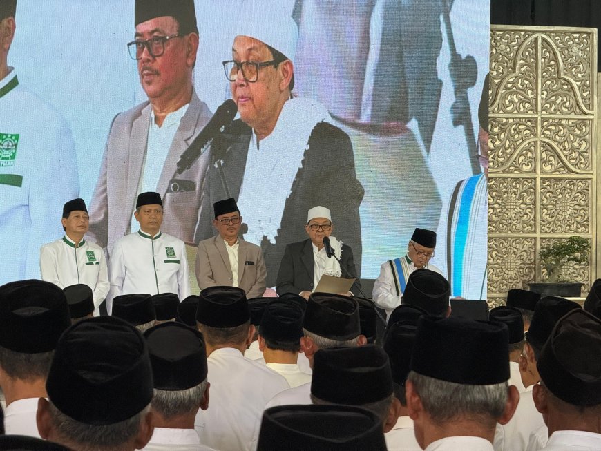 Rais ‘Ali dan Mudir ‘Ali Hadiri Haul dan Pelantikan Syu’biyyah JATMAN Magelang